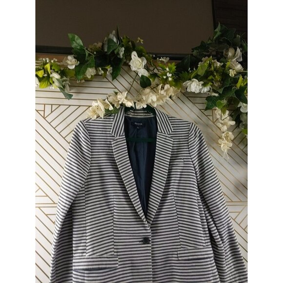 Madewell Women's Tailored Blazer Single Button Closure Striped Blue White Size 8 - Picture 2 of 8